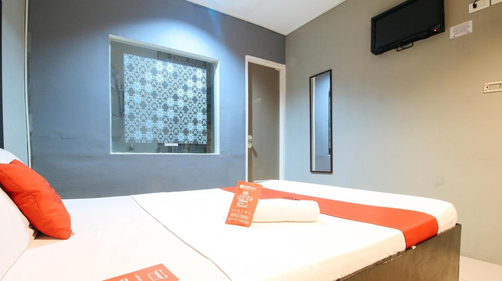 RedDoorz @ P Florentino Street Sampaloc Manila Zewnętrze zdjęcie