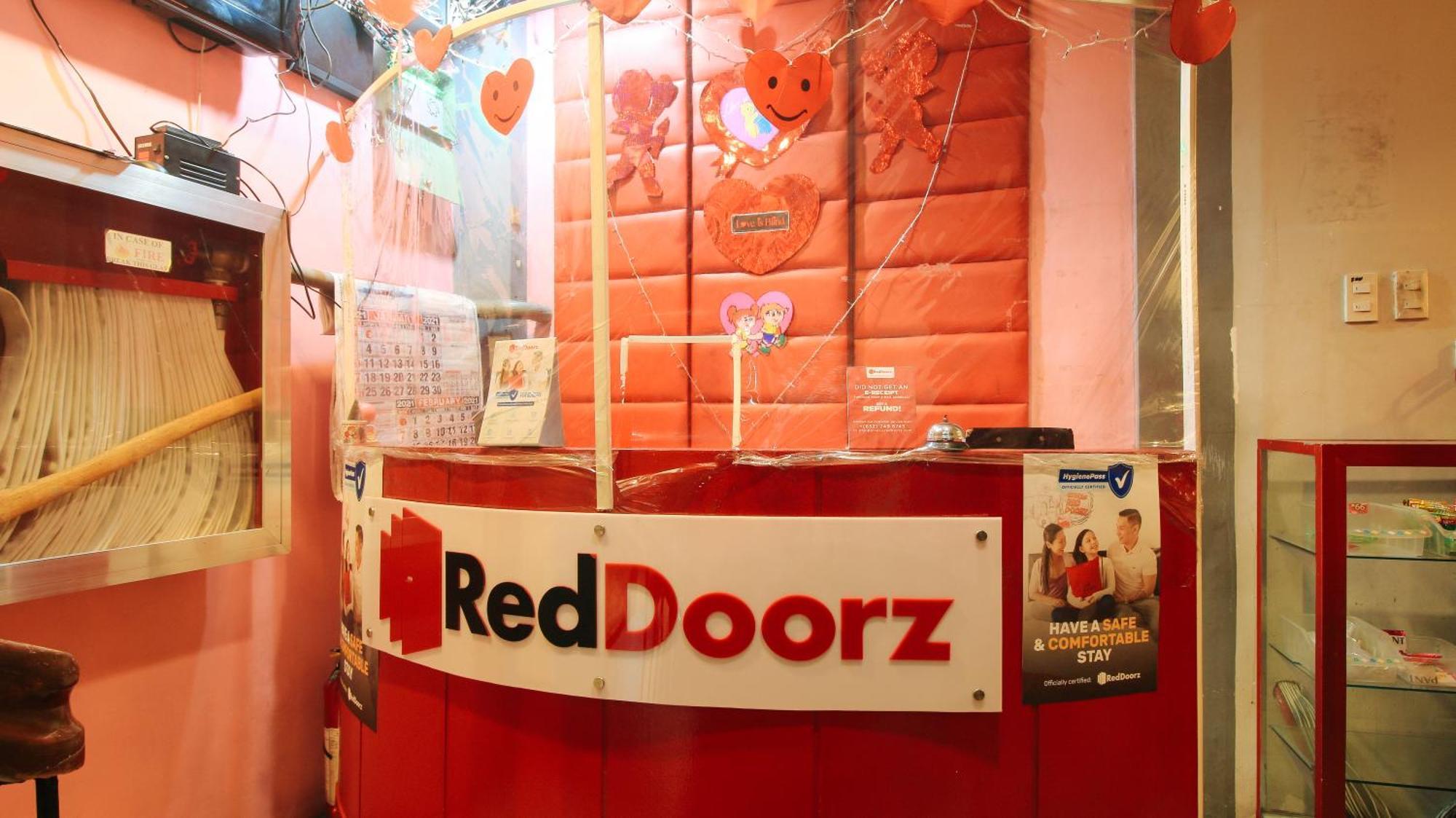 RedDoorz @ P Florentino Street Sampaloc Manila Zewnętrze zdjęcie